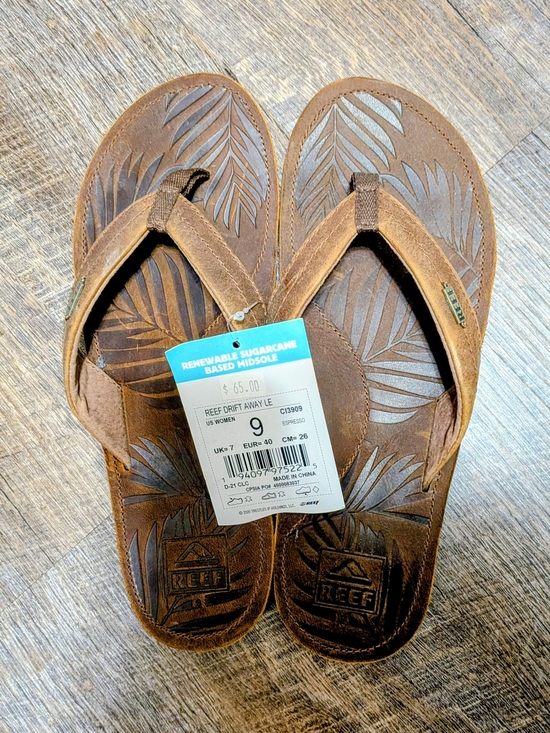 Reef Shoes - Reef Brown Palm-Print Leather Flip Flop Sandals